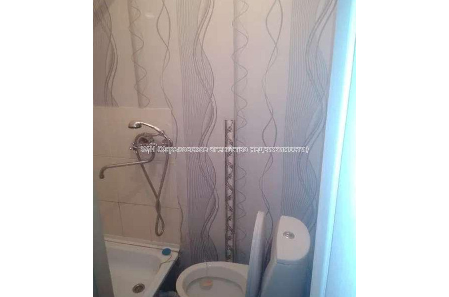 Продам квартиру, 12 Апреля ул. , 1 кім., 21 м², капитальный ремонт 