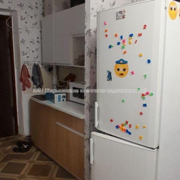 Продам квартиру, 12 Апреля ул. , 1 кім., 21 м², капитальный ремонт 