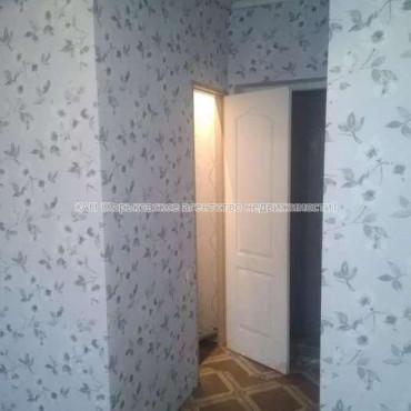 Продам квартиру, 12 Апреля ул. , 1 кім., 21 м², капитальный ремонт 