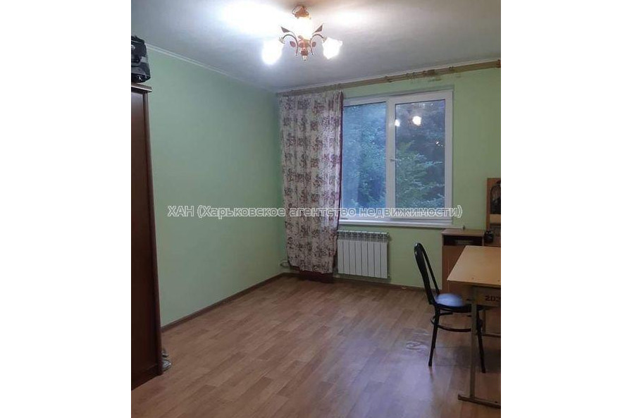 Продам квартиру, Салтовское шоссе , 3  ком., 70 м², капитальный ремонт 