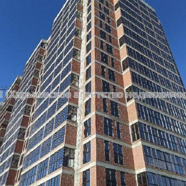 Продам квартиру, Валентиновская ул. , 2 кім., 72 м², без отделочных работ  - фото 1 Продам квартиру, Валентиновская ул. , 2 кім., 72 м², без отделочных работ