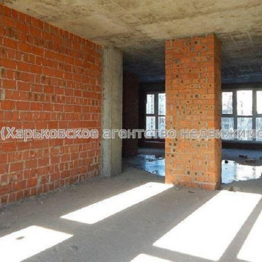 Продам квартиру, Валентиновская ул. , 2 кім., 72 м², без отделочных работ  - фото 4 Продам квартиру, Валентиновская ул. , 2 кім., 72 м², без отделочных работ