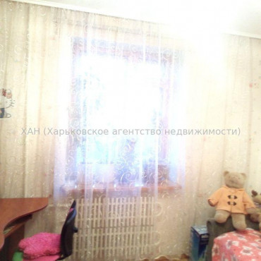 Продам квартиру, Тракторостроителей просп. , 3 кім., 67 м², косметический ремонт 