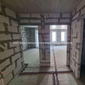 Продам квартиру, Гвардейцев Широнинцев ул. , 1  ком., 43.85 м², без внутренних работ