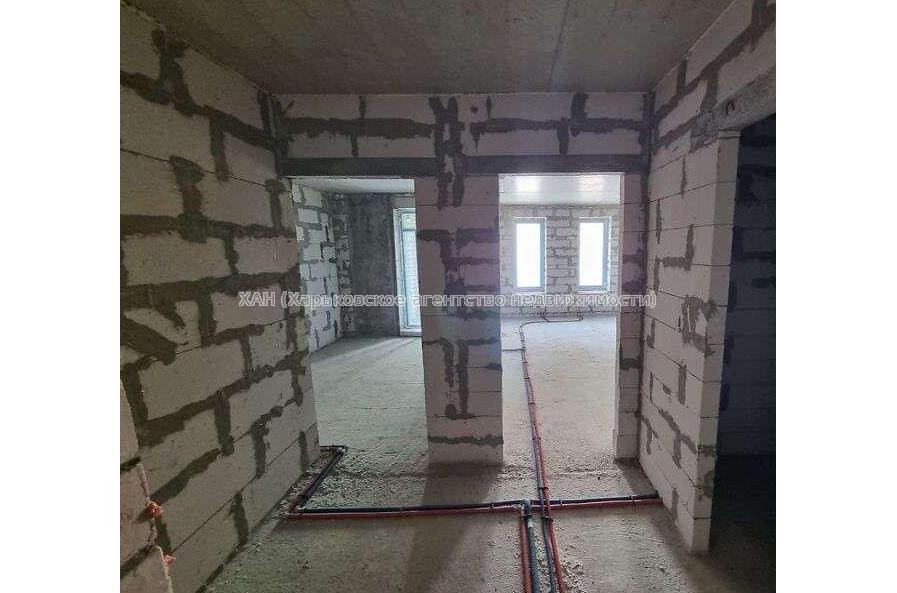 Продам квартиру, Гвардейцев Широнинцев ул. , 1  ком., 43.85 м², без внутренних работ 