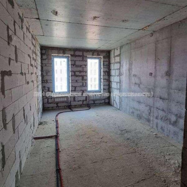 Продам квартиру, Гвардейцев Широнинцев ул. , 1  ком., 43.85 м², без внутренних работ 