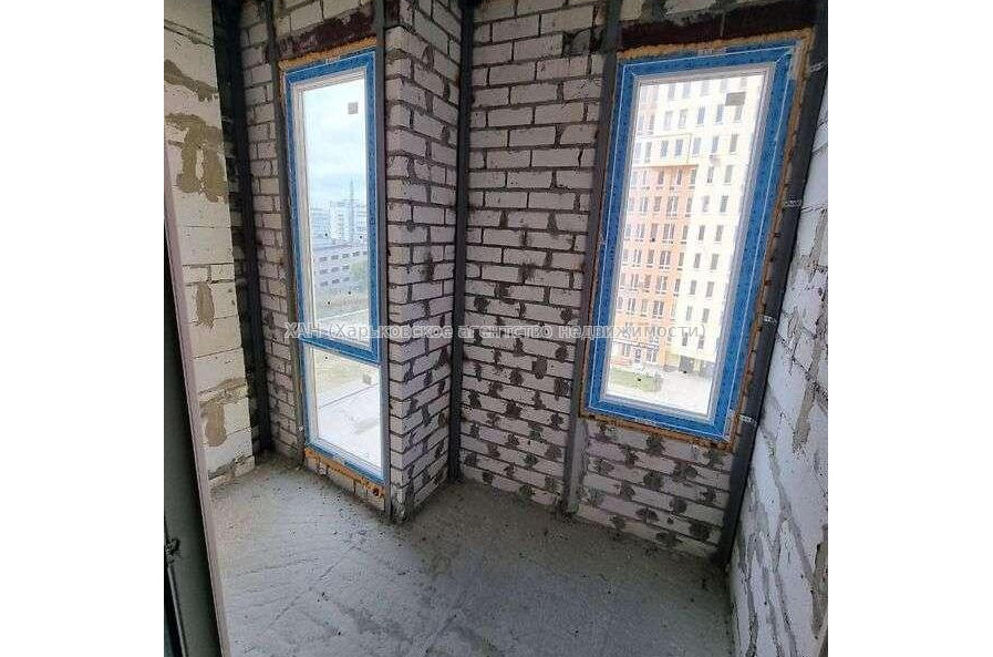 Продам квартиру, Гвардейцев Широнинцев ул. , 1  ком., 43.85 м², без внутренних работ 