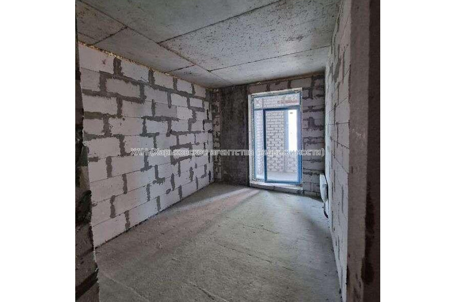 Продам квартиру, Гвардейцев Широнинцев ул. , 1  ком., 43.85 м², без внутренних работ 