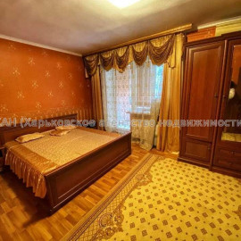 Продам квартиру, Кричевского ул. , 3  ком., 95 м², капитальный ремонт