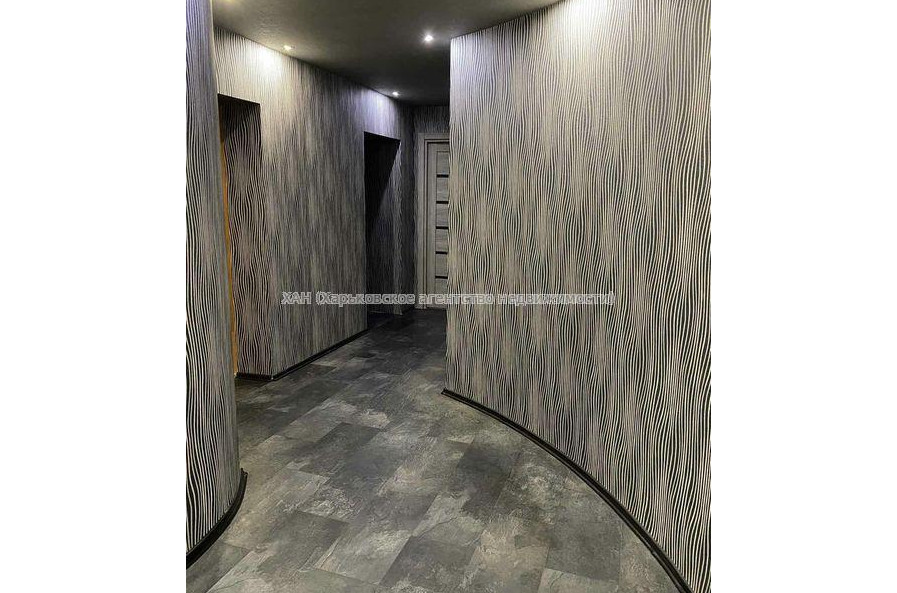 Продам квартиру, 23 Августа пер. , 3 кім., 98 м², евроремонт 