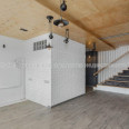 Продам квартиру, Дмитриевская ул. , 3 кім., 100 м², капитальный ремонт 