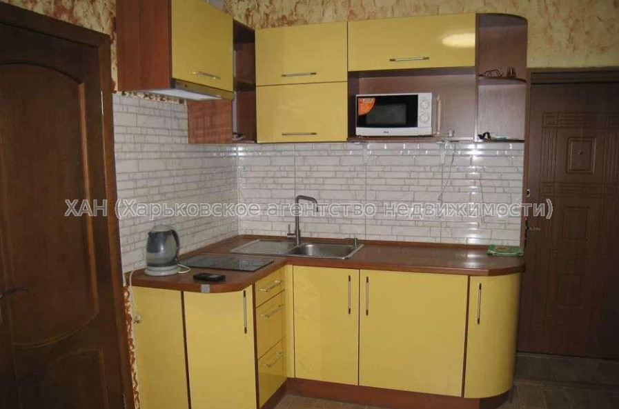 Продам квартиру, Резниковский пер. , 2  ком., 33 м², евроремонт 