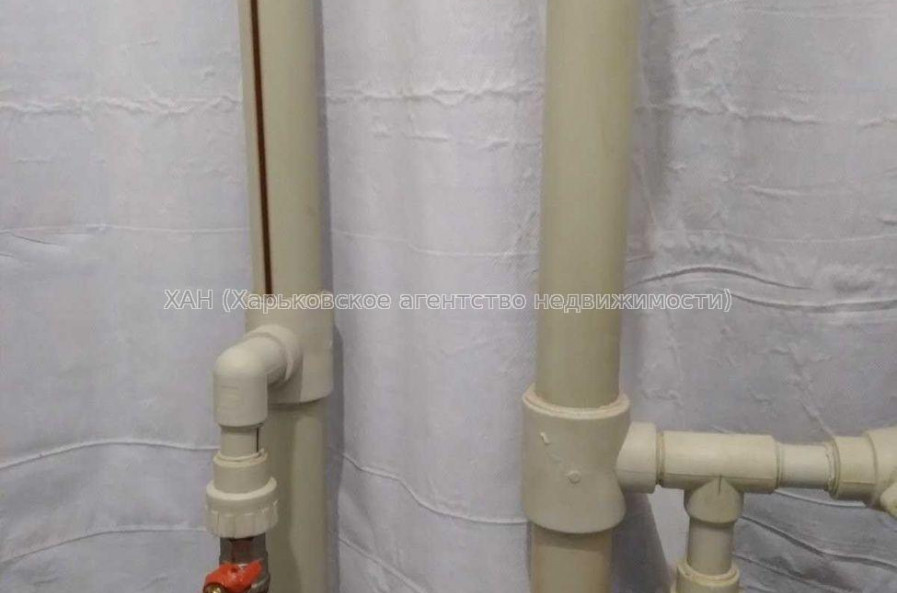 Продам квартиру, Салтовское шоссе , 3 кім., 70 м², частичный ремонт 
