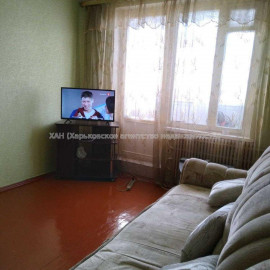 Продам квартиру, Салтовское шоссе , 3 кім., 70 м², частичный ремонт