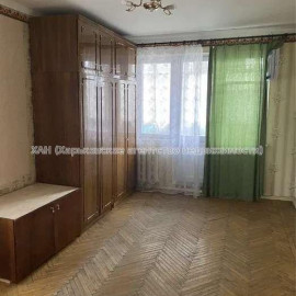 Продам квартиру, Московский просп. , 2  ком., 40 м², косметический ремонт