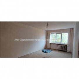 Продам квартиру, Познанская ул. , 3 кім., 62 м², без отделочных работ