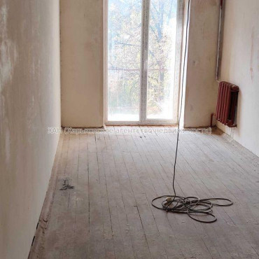 Продам квартиру, Познанская ул. , 3 кім., 62 м², без отделочных работ 