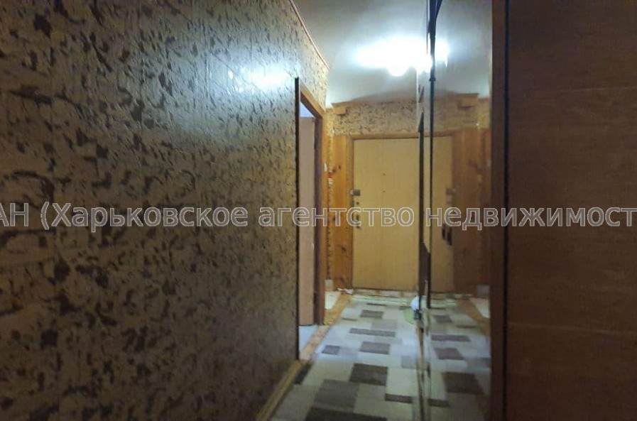 Продам квартиру, Гагарина просп. , 3  ком., 65 м², косметический ремонт 