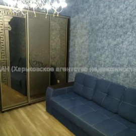 Продам квартиру, Московский просп. , 1  ком., 35 м², капитальный ремонт