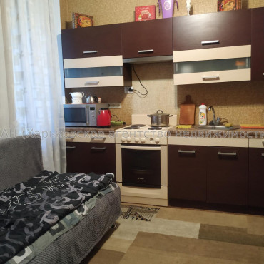 Продам квартиру, Котляревского ул. , 5 , 2 кім., 41 м², капитальный ремонт 