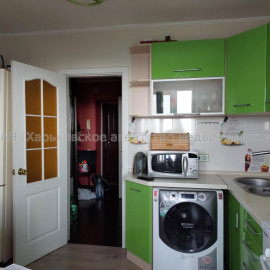 Продам квартиру, Плиточная ул. , 1  ком., 40 м², капитальный ремонт