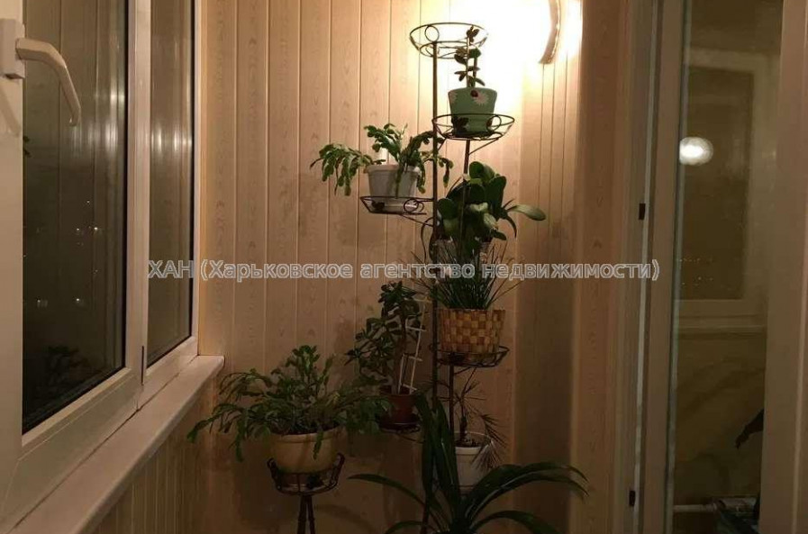 Продам квартиру, Салтовское шоссе , 256 , 4 кім., 89 м², капитальный ремонт 