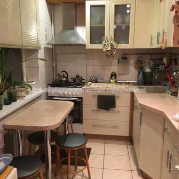 Продам квартиру, Салтовское шоссе , 256 , 4  ком., 89 м², капитальный ремонт 