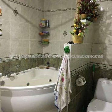 Продам квартиру, Салтовское шоссе , 256 , 4  ком., 89 м², капитальный ремонт 