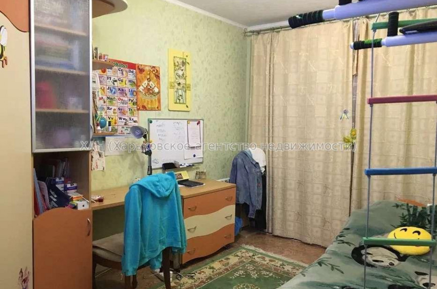Продам квартиру, Салтовское шоссе , 256 , 4 кім., 89 м², капитальный ремонт 