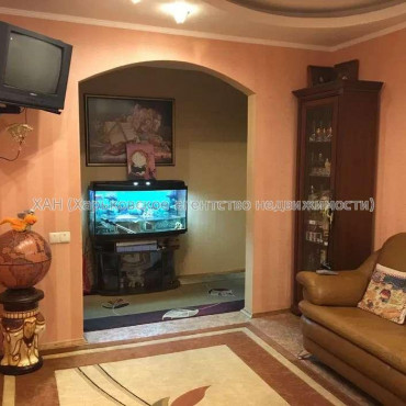 Продам квартиру, Салтовское шоссе , 256 , 4  ком., 89 м², капитальный ремонт 