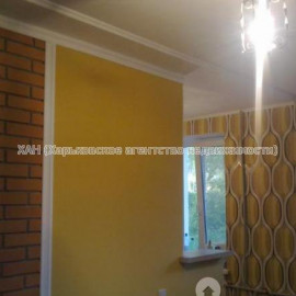 Продам квартиру, Золочевская ул. , 1  ком., 28 м², капитальный ремонт