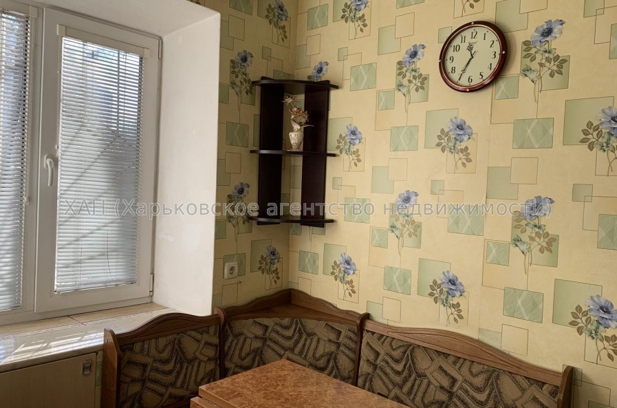 Продам квартиру, Гагарина просп. , д. 72 , 2  ком., 45 м², капитальный ремонт 