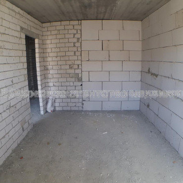 Продам квартиру, Героев Харькова просп. , 1 кім., 42.21 м², капитальный ремонт 