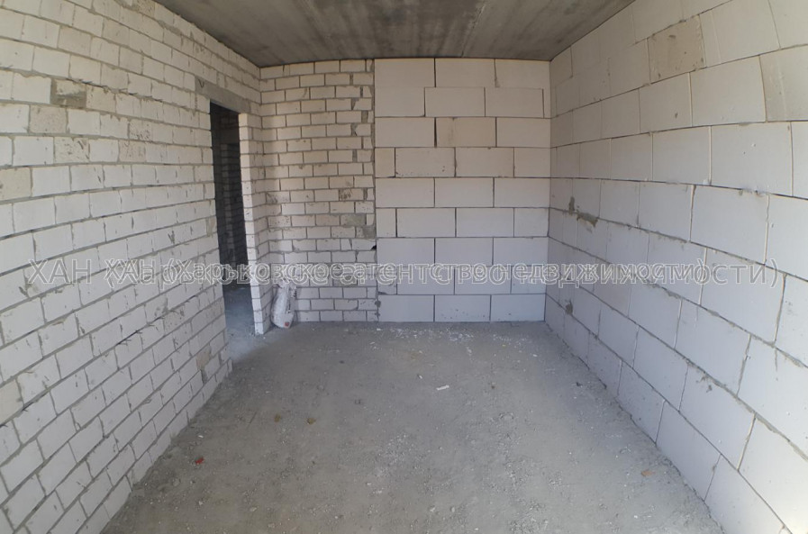 Продам квартиру, Героев Харькова просп. , 1  ком., 42.21 м², без внутренних работ 