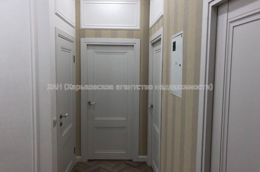 Продам квартиру, Гиршмана ул. , 3  ком., 80 м², евроремонт 