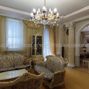 Продам квартиру, Отакара Яроша ул. , 22 , 3  ком., 122 м², авторский дизайн 