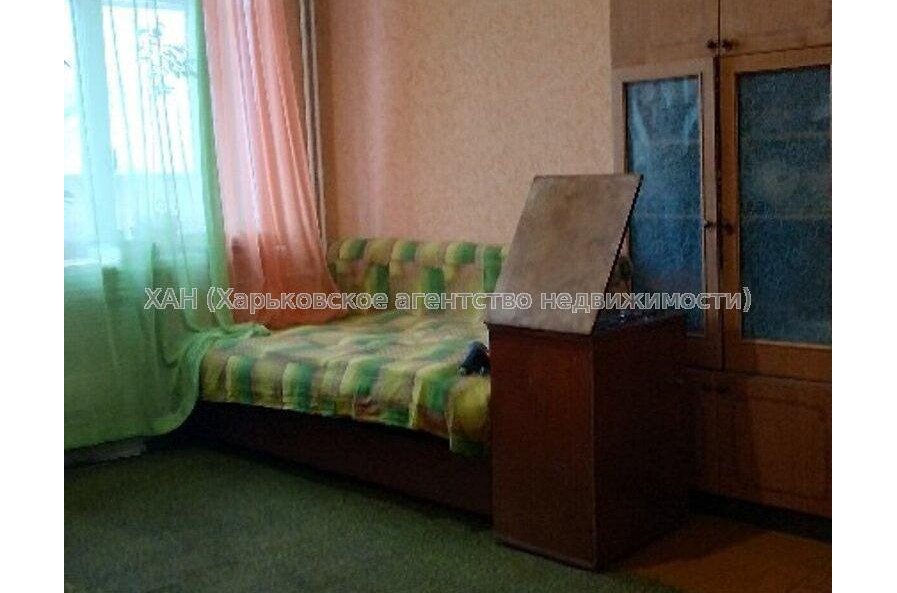 Продам квартиру, Библика ул. , 1 кім., 24.60 м², косметический ремонт 