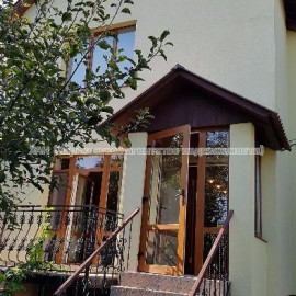 Продам дом, Варениковский пер. , 135 м², 5 сот., евроремонт