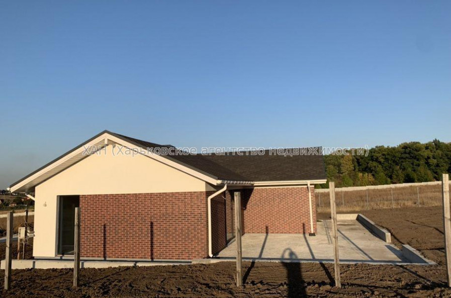 Продам дом, 120 м², 10 сот., без отделочных работ 