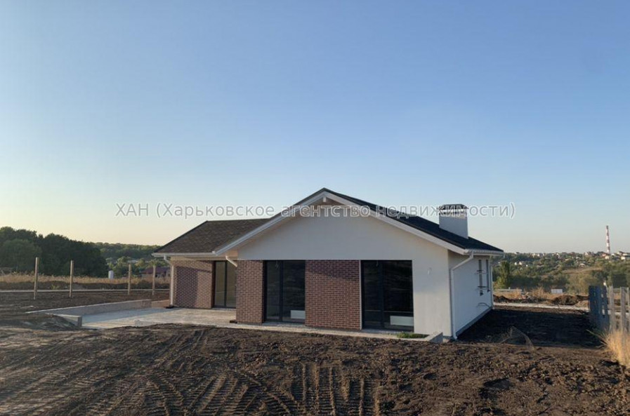 Продам дом, 120 м², 10 сот., без отделочных работ 