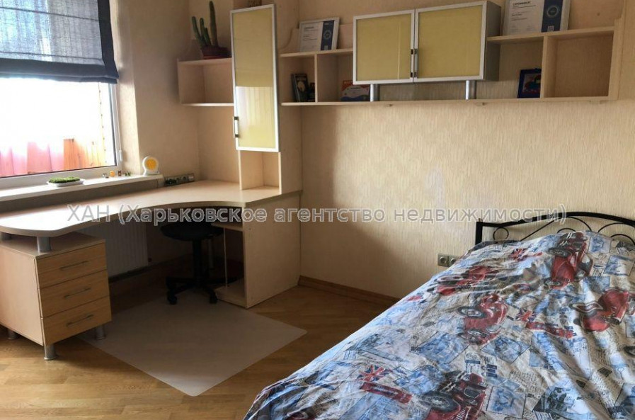 Продам квартиру, Пермская ул. , 4  ком., 113 м², евроремонт 