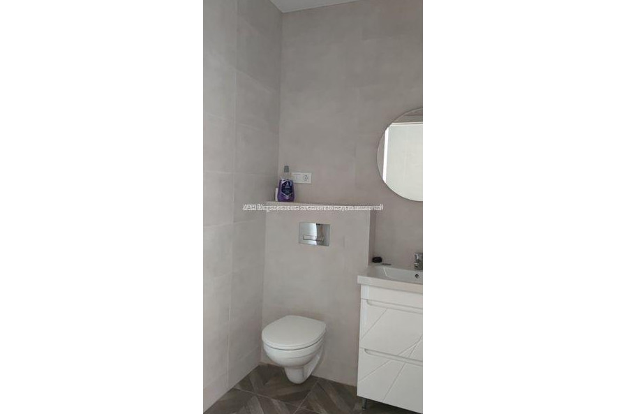 Продам квартиру, Шевченковский пер. , 1  ком., 44 м², евроремонт 
