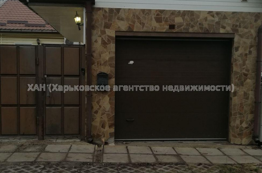 Продам будинок, Киевская ул. , 300 м², 15 соток, капитальный ремонт 