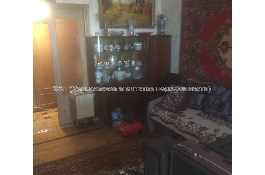 Продам квартиру, Дмитриевская ул. , 3  ком., 62 м², косметический ремонт 