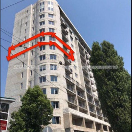 Продам квартиру, Полтавский Шлях ул. , 3  ком., 110 м², без внутренних работ