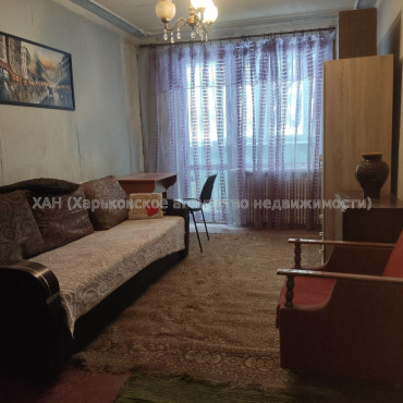 Продам квартиру, Академика Павлова ул. , 3 кім., 66 м², без ремонта 