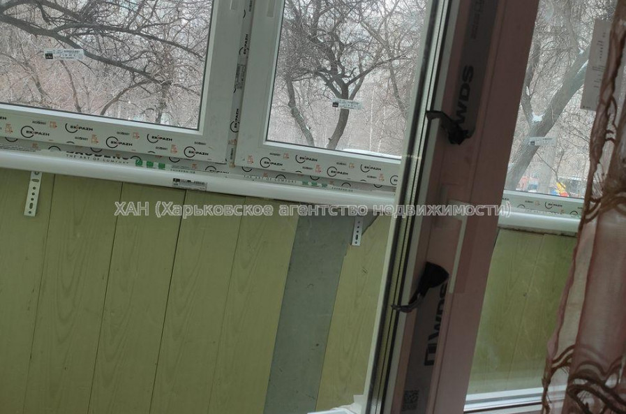 Продам квартиру, Академика Павлова ул. , 3 кім., 66 м², без ремонта 