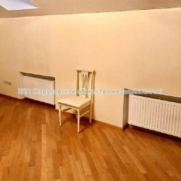 Продам квартиру, Сумская ул. , 5 кім., 218 м², авторский дизайн 