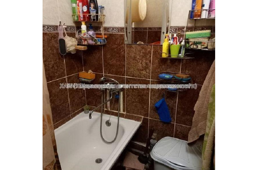 Продам квартиру, Байрона пр-т , 1 кім., 13 м², косметический ремонт 