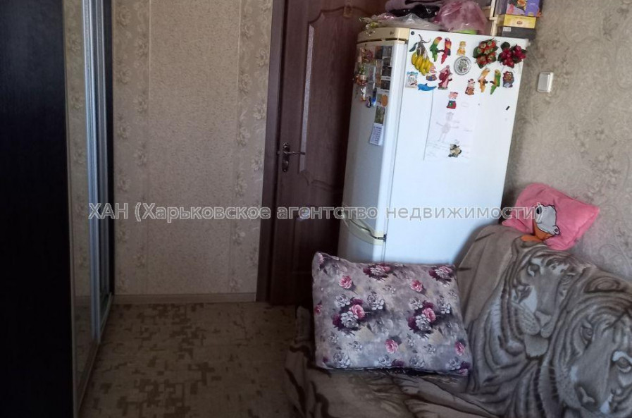 Продам квартиру, Байрона пр-т , 1 кім., 13 м², косметический ремонт 